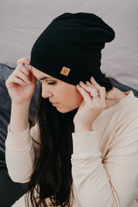 ADULT SLOUCHY BEANIE - BLACK KNIT - Flynn Jaxon